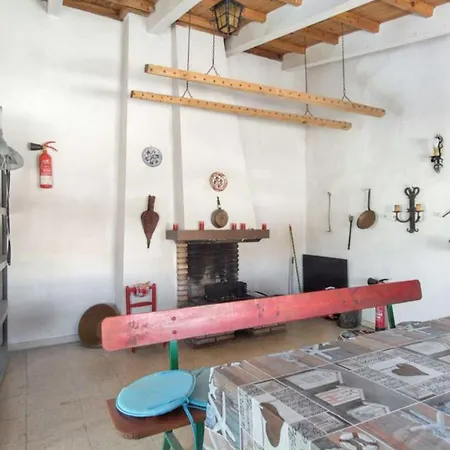 Charming In With Private Pool